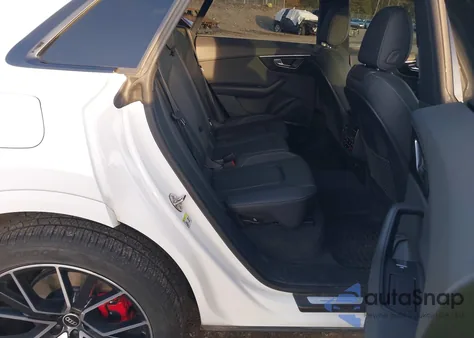 2021 Audi Q8 Premium Plus 55 Tfsi Quattro Tiptronic from USA, damaged, VIN WA1EVAF16MD038905